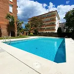 Con Piscina En La Playa De Fenals Appartamento